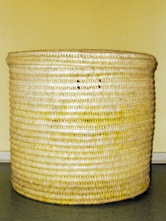 Wäschekorb mit flachem Deckel - Handarbeit aus Kenia - African